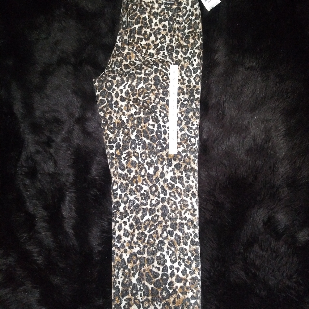 Animal Print Denim - Picture 2 of 8